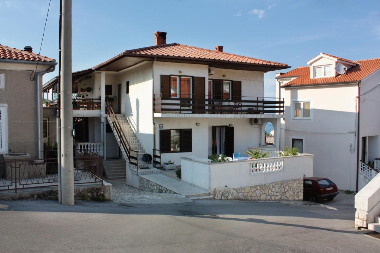 Double Room Vrbnik 5301B 外观 照片